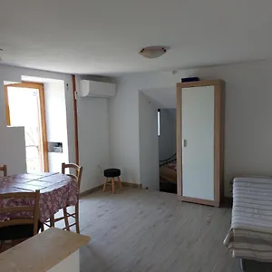 https://apartman-biba-lubenice.primorje-gorskikotar.com