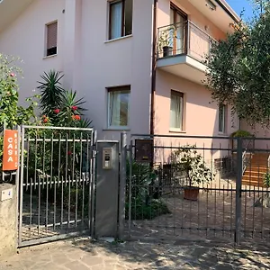 https://casa-noario.hotelinveneto.com